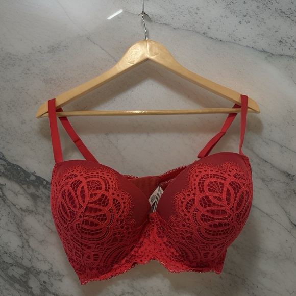 Lot of 2 Victoria’s Secret 36ddd lace with underwire bras - Picture 2 of 5